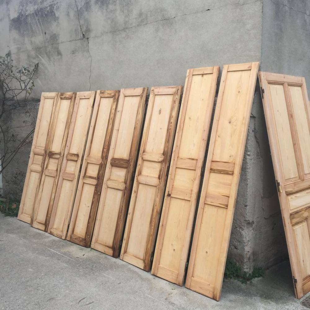 Portes contre un mur